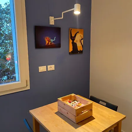 Bed & Breakfast Tra Le Torri - Ampia Stanza Privata In Con Bagno Privato Accessibile Da Corridoio Bologna