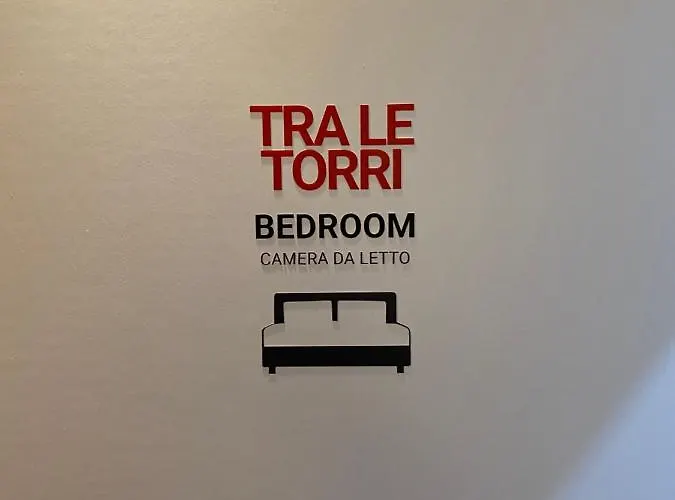 Tra Le Torri - Ampia Stanza Privata In Con Bagno Privato Accessibile Da Corridoio 3* Bologna