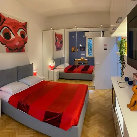 Tra Le Torri - Ampia Stanza Privata In Con Bagno Privato Accessibile Da Corridoio Bologna