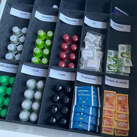 Bed and Breakfast Tra Le Torri - Ampia Stanza Privata In Con Bagno Privato Accessibile Da Corridoio